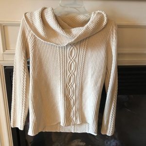 Cream Sweater M